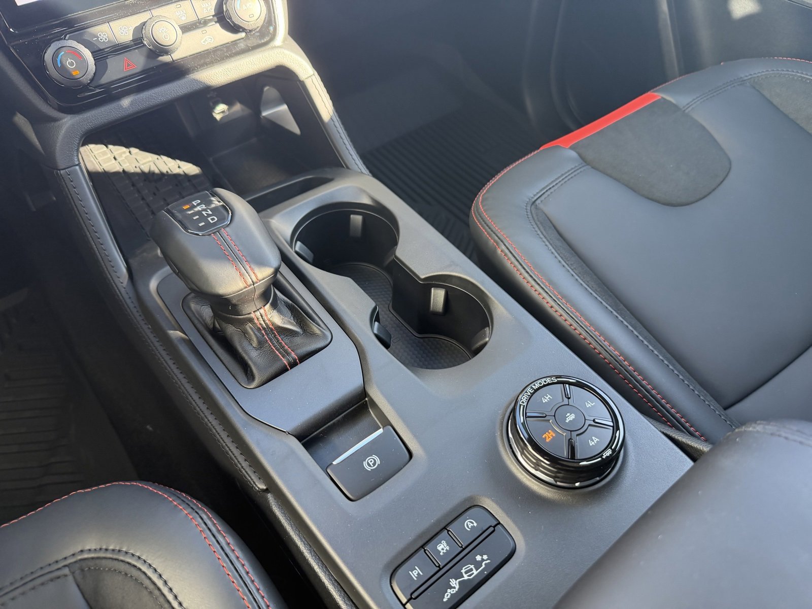 New 2025 Ford Ranger Raptor image 37