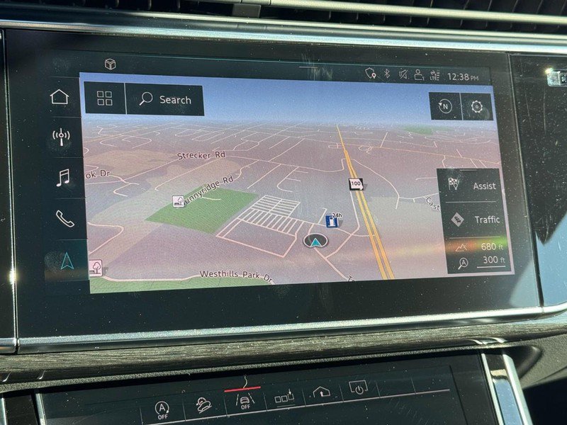 Used 2019 Audi Q8 Premium Plus w/ Premium Plus image 18