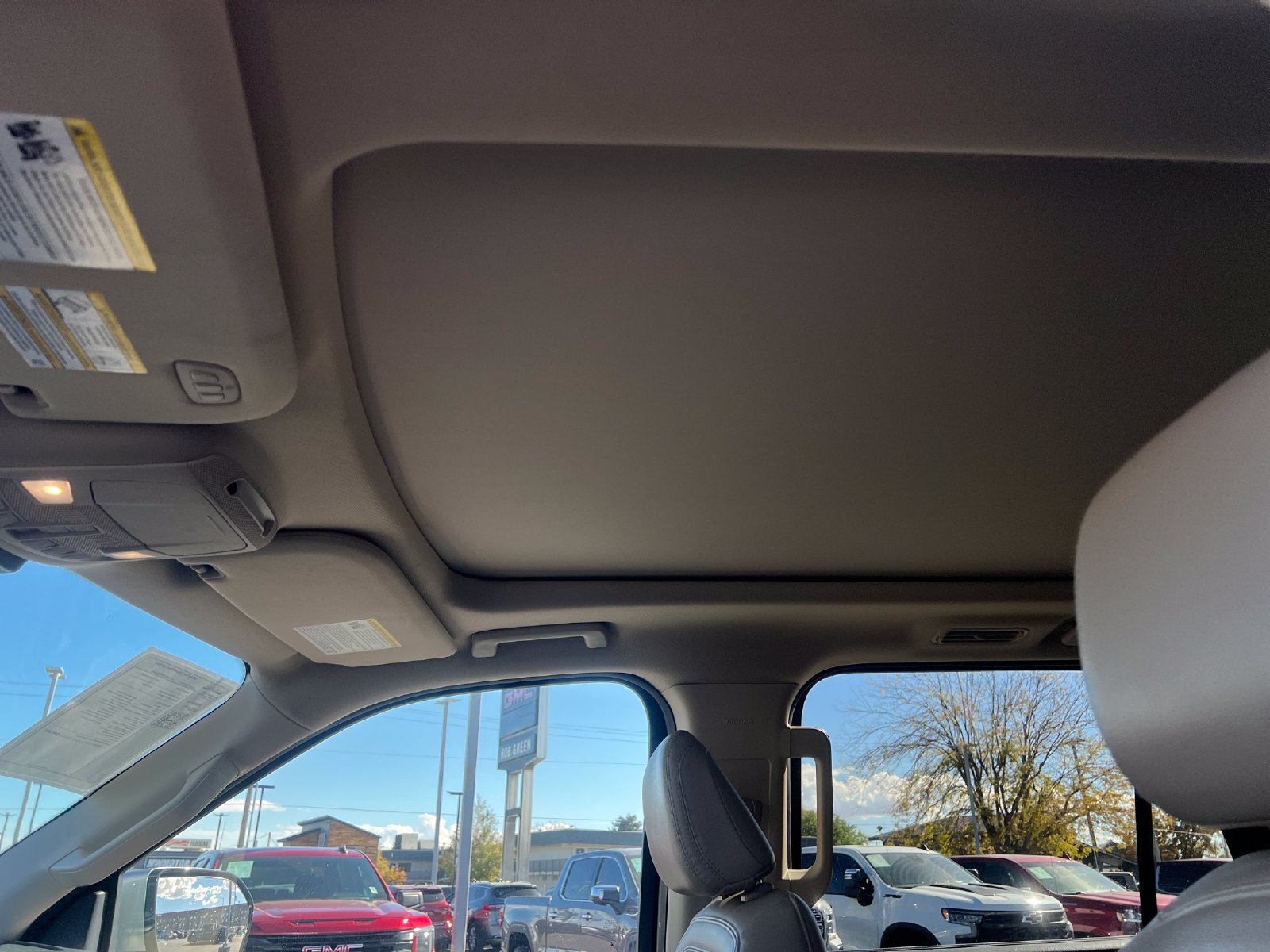 Used 2024 Ford Expedition Limited AWD/4WD image 18