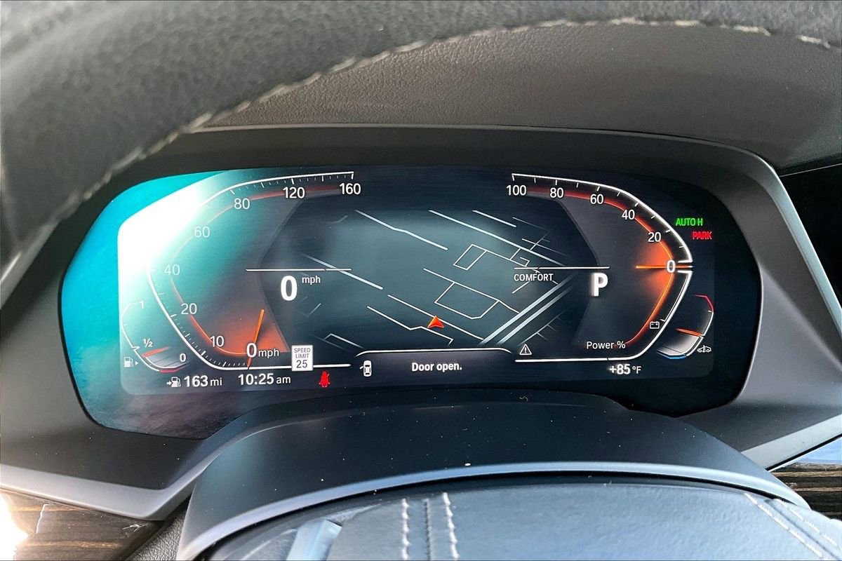 Used 2023 BMW X5 xDrive40i w/ Premium Package image 13