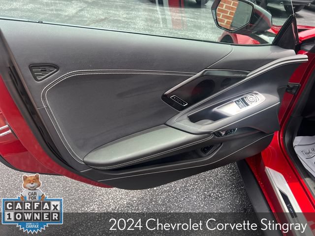 Used 2024 Chevrolet Corvette Stingray Preferred Cpe w/ Z51 Performance Package RWD image 9