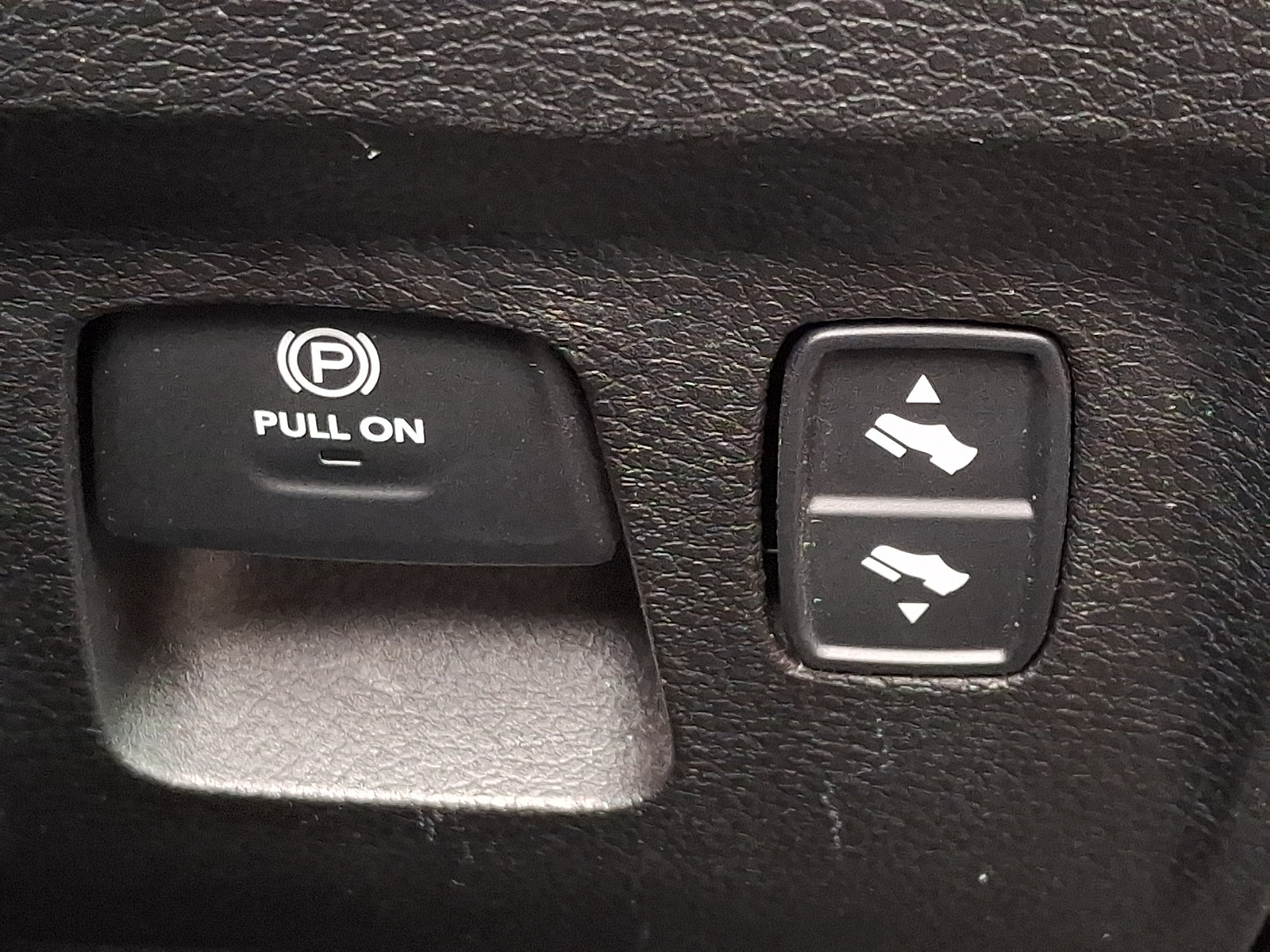 Used 2021 RAM 1500 Rebel w/ Rebel Level 1 Equipment Group AWD/4WD image 25
