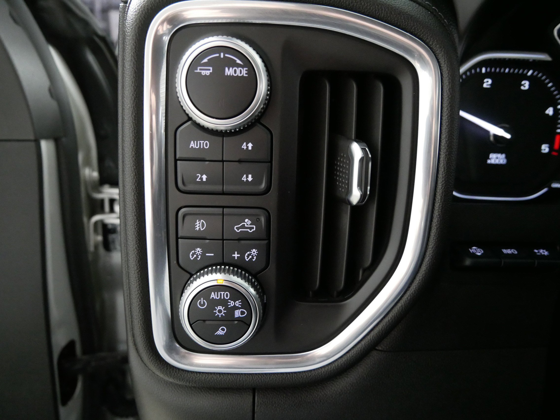 Certified 2021 GMC Sierra 3500 Denali w/ Denali Ultimate Package image 26