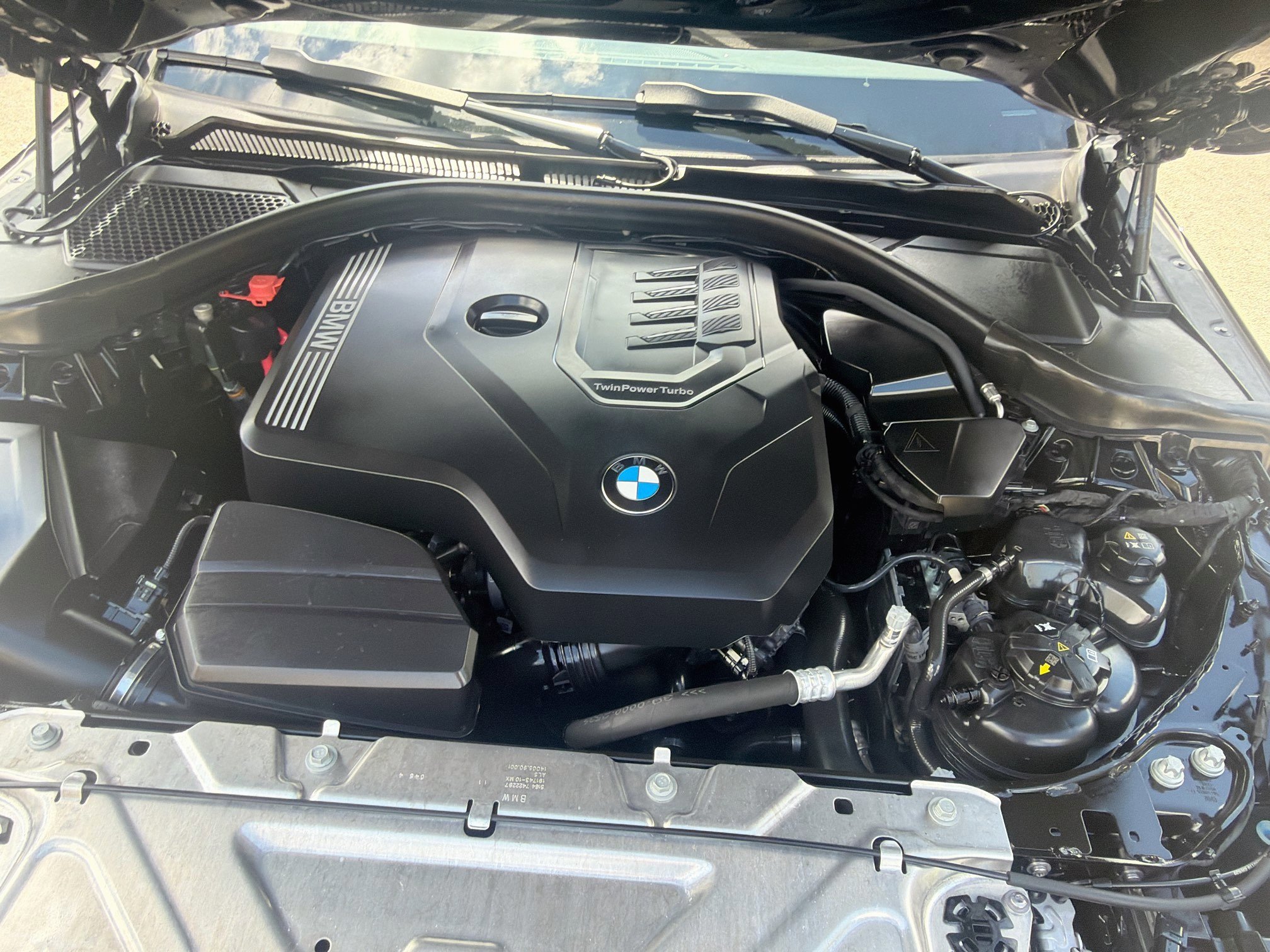 Used 2024 BMW 230i Coupe w/ Convenience Package RWD image 34