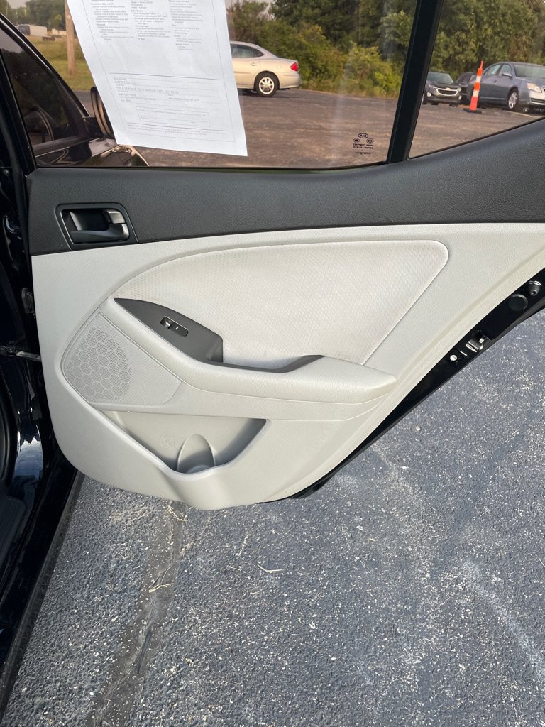 Used 2014 Kia Optima LX w/ LX Convenience Plus Package FWD image 18