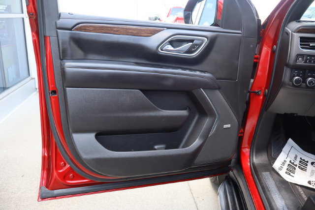 Used 2021 Chevrolet Tahoe High Country AWD/4WD image 13