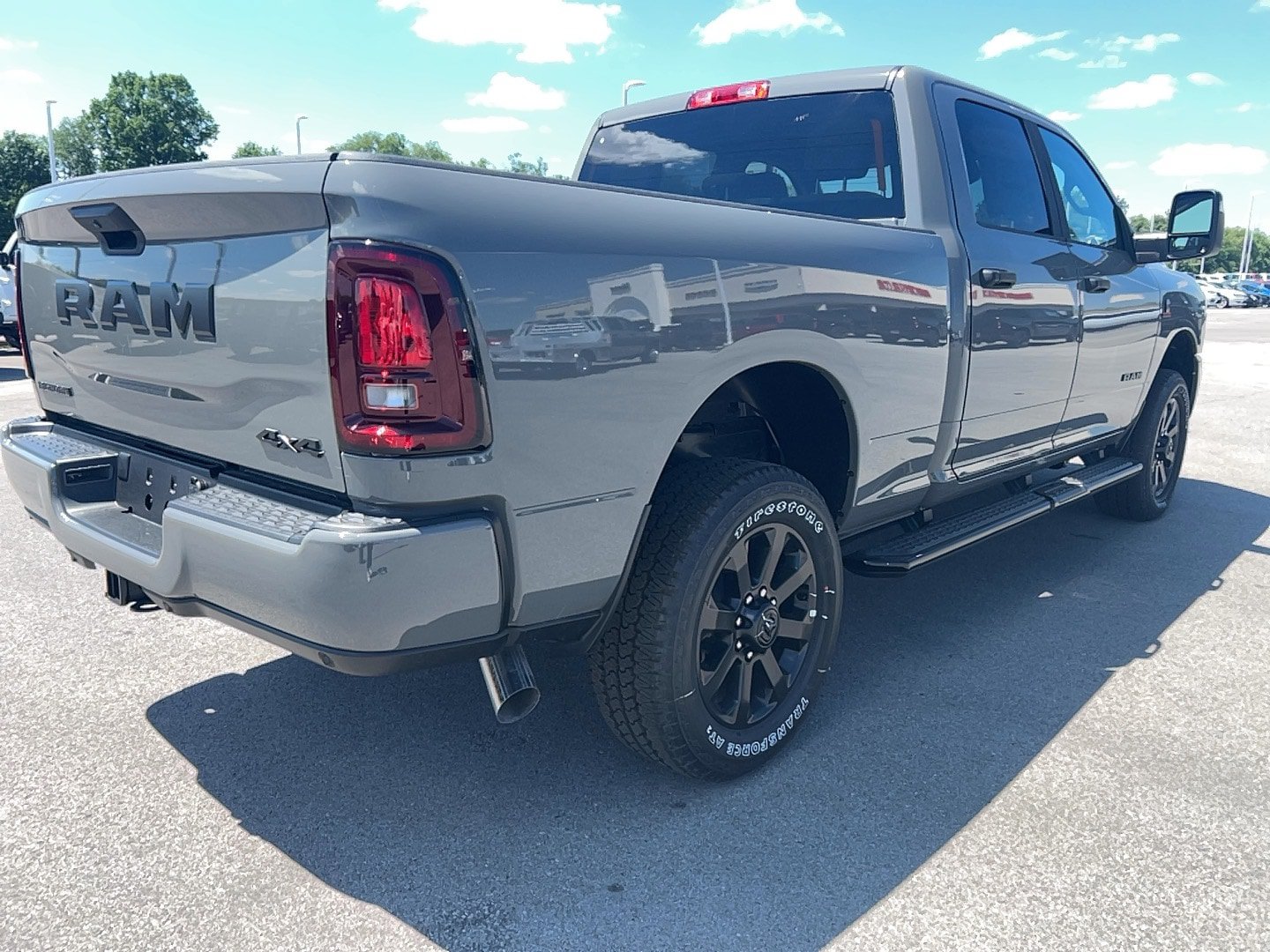 New 2026 RAM 2500 Big Horn AWD/4WD image 3