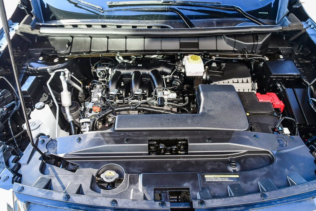 Used 2024 Nissan Pathfinder SV image 25