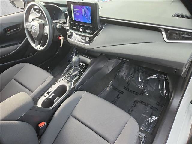 Used 2026 Toyota Corolla LE FWD image 27