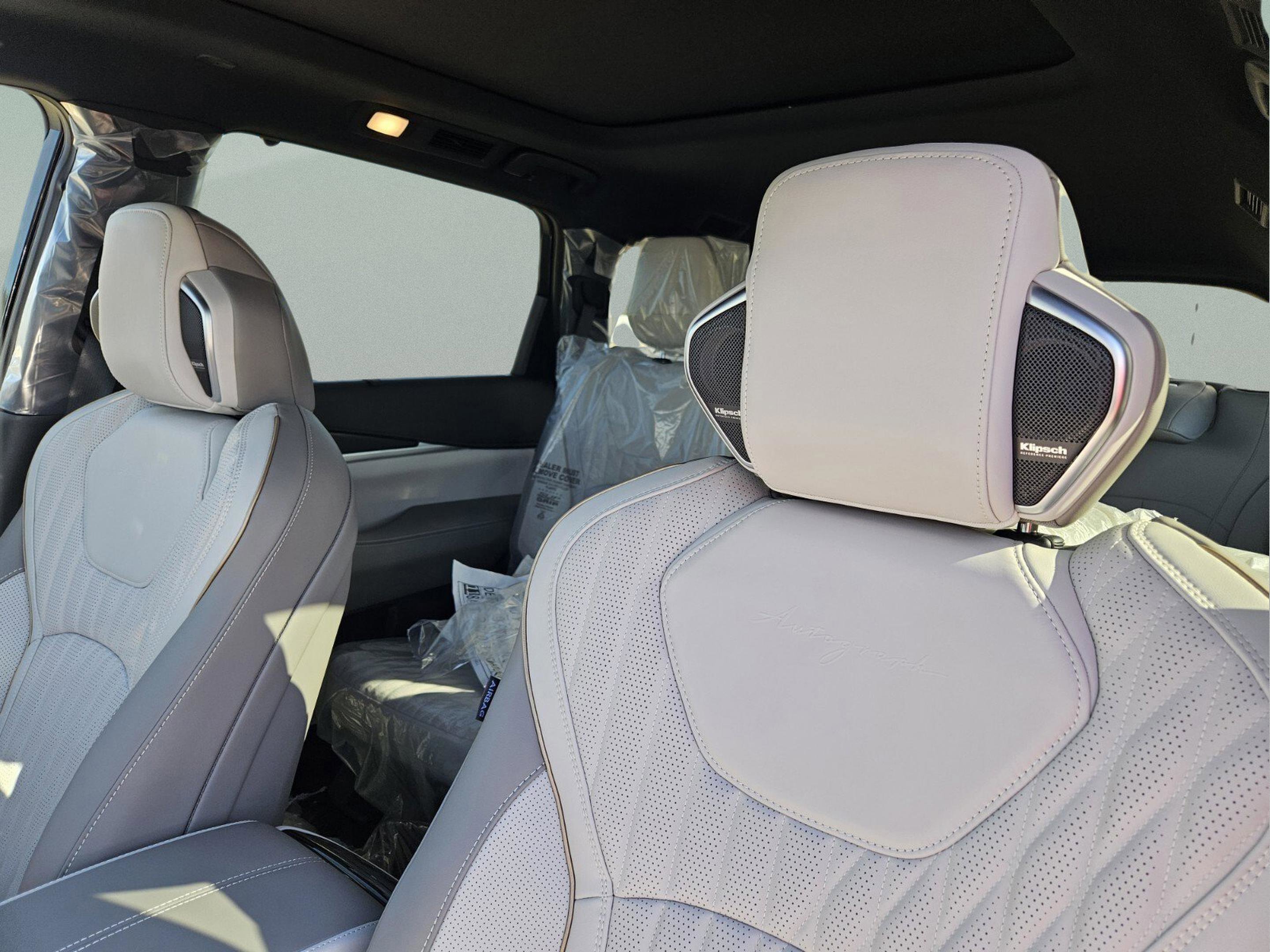 New 2026 INFINITI QX60 Autograph image 16