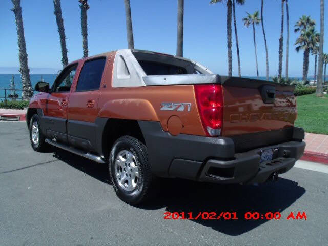 Used 2005 Chevrolet Avalanche Z71 w/ Sun And Sound Package image 6
