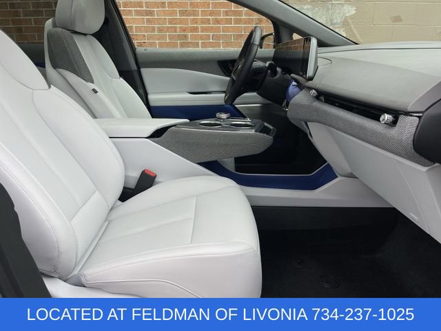 Certified 2025 Cadillac Optiq Luxury 1 w/ LPO, Floor Liner Package image 28