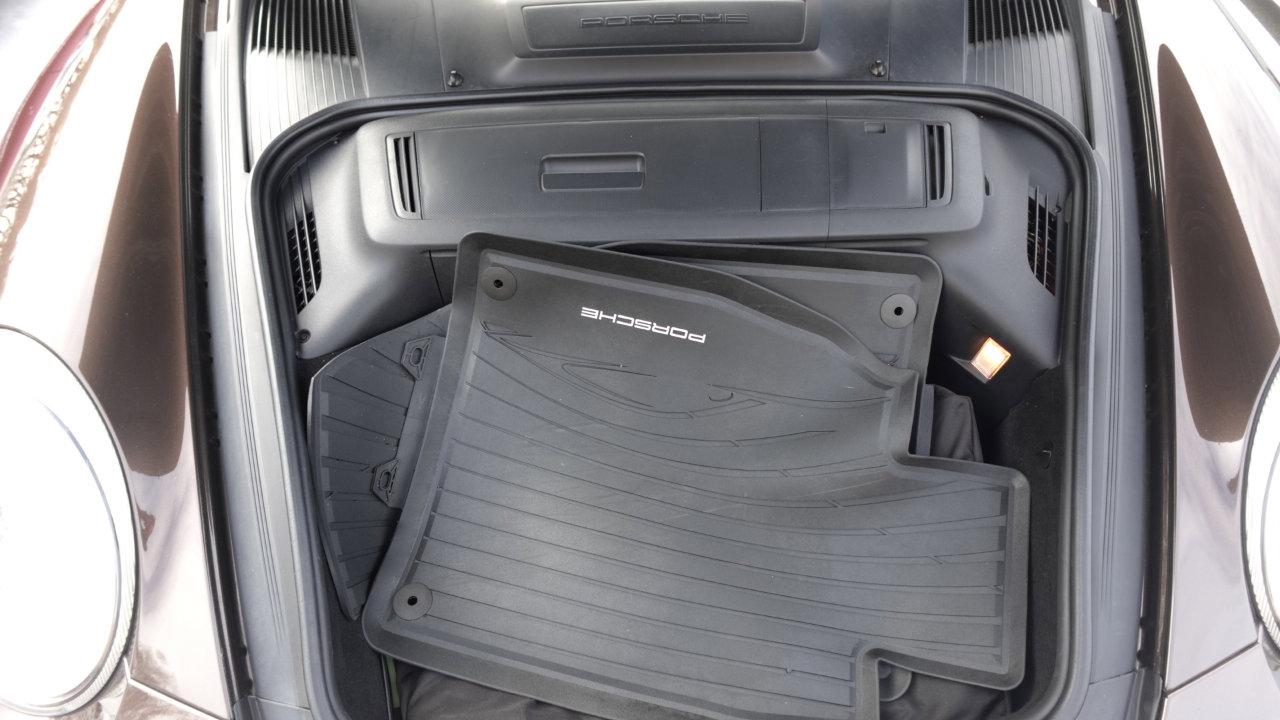 Used 2010 Porsche 911 Carrera image 20