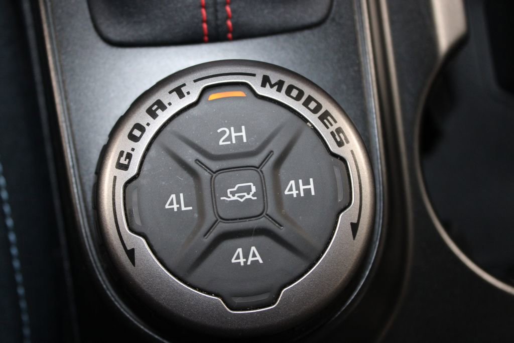 Used 2023 Ford Bronco Heritage Edition AWD/4WD image 38