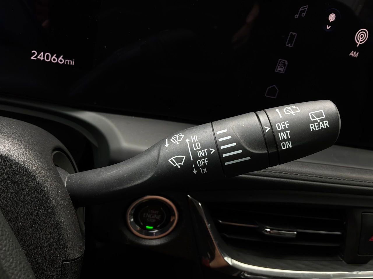 Used 2025 Buick Encore GX Preferred image 35