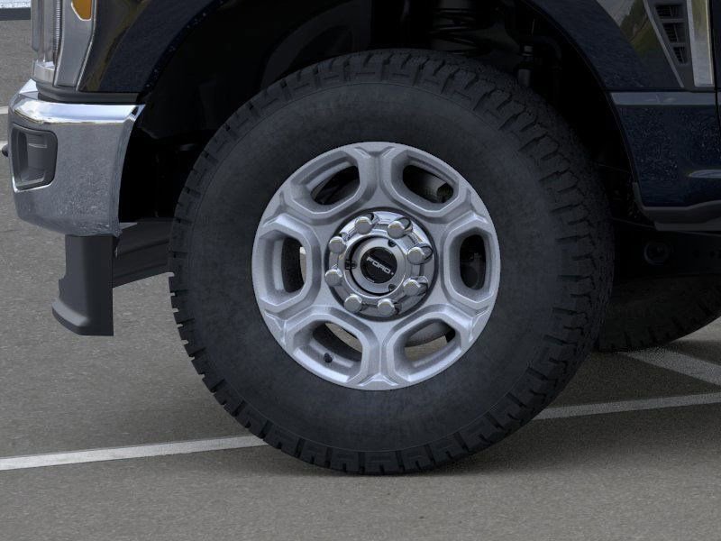 New 2026 Ford F250 XLT w/ FX4 Off-Road Package image 19