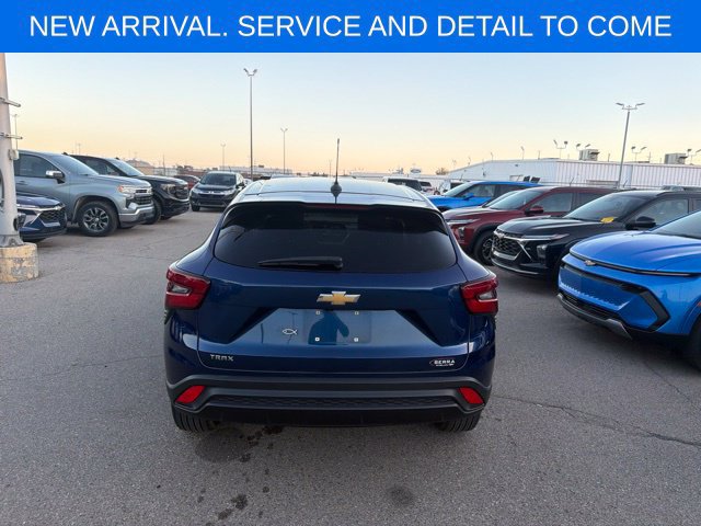 Certified 2024 Chevrolet Trax LS FWD image 9