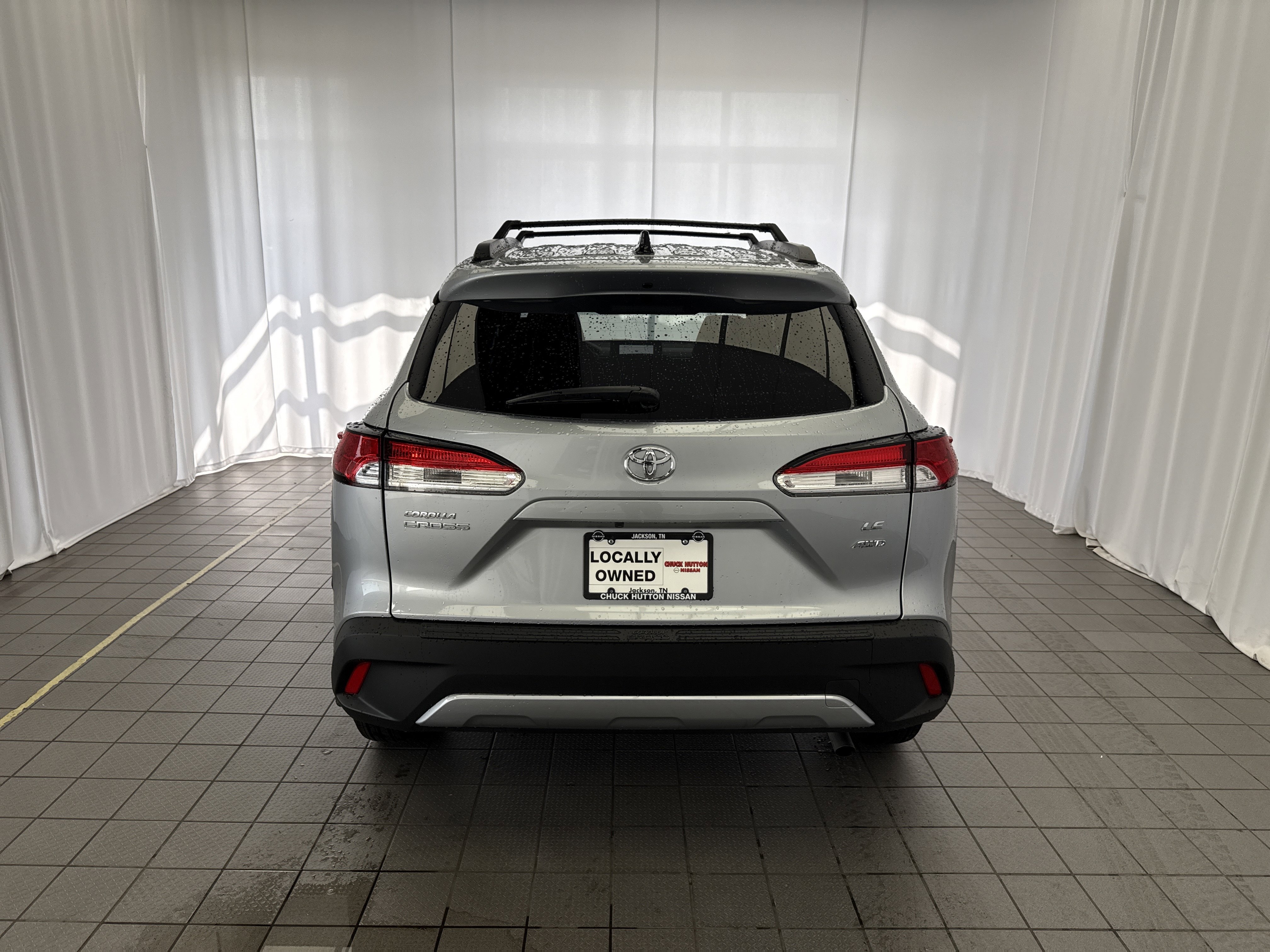 Used 2025 Toyota Corolla Cross LE image 5