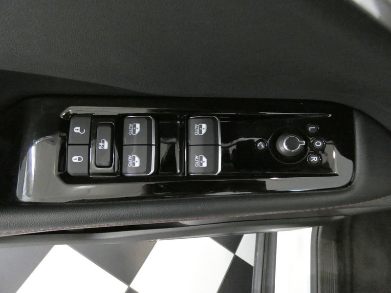 Used 2024 Jeep Wagoneer Launch Edition AWD/4WD image 18