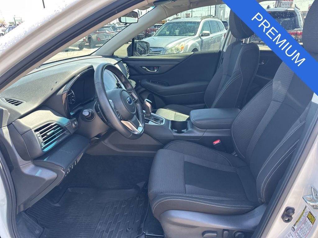 Used 2022 Subaru Outback Premium image 9