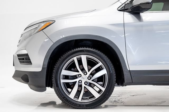 Used 2016 Honda Pilot Touring image 37