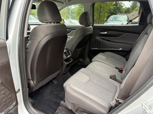 Used 2019 Hyundai Santa Fe SEL image 18