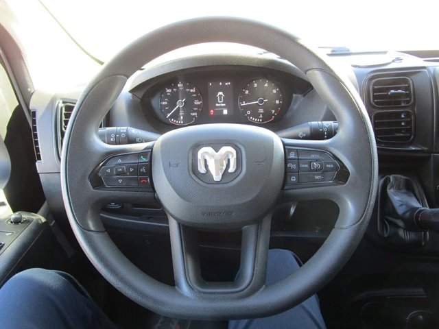 Used 2025 RAM ProMaster 2500 w/ Convenience Group image 22