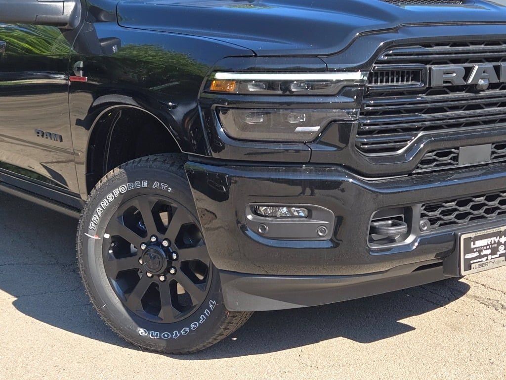 New 2026 RAM 2500 Laramie AWD/4WD image 3