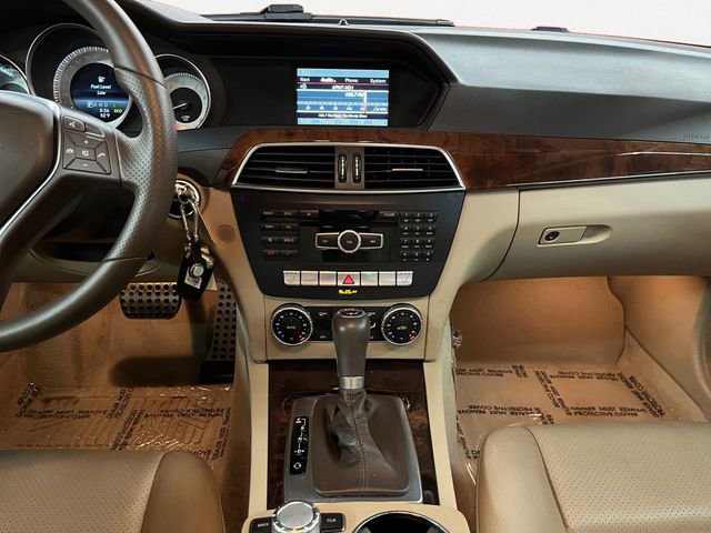 Used 2014 Mercedes-Benz C 300 4MATIC Sedan image 12