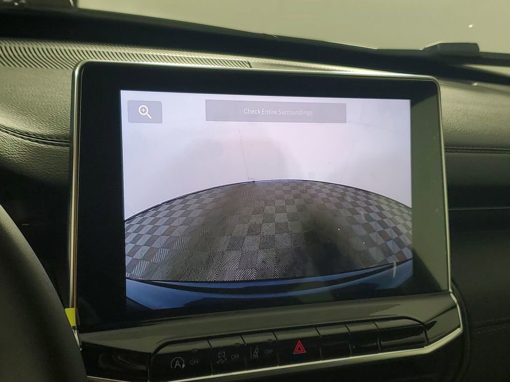 New 2026 Jeep Compass Latitude image 17