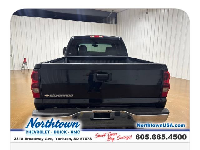 Used 2007 Chevrolet Silverado 2500 LT w/ Heavy-Duty Power Package image 4