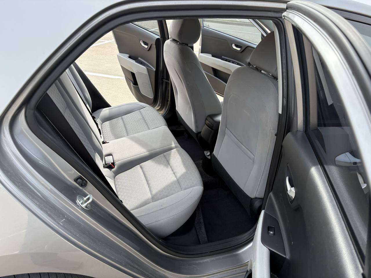 Used 2023 Kia Rio S w/ Technology Package FWD image 9