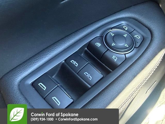 Used 2023 Cadillac XT6 Premium Luxury w/ Technology Package AWD/4WD image 23