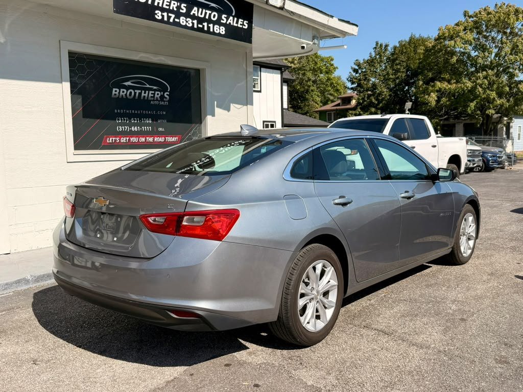 Used 2025 Chevrolet Malibu LT FWD image 21