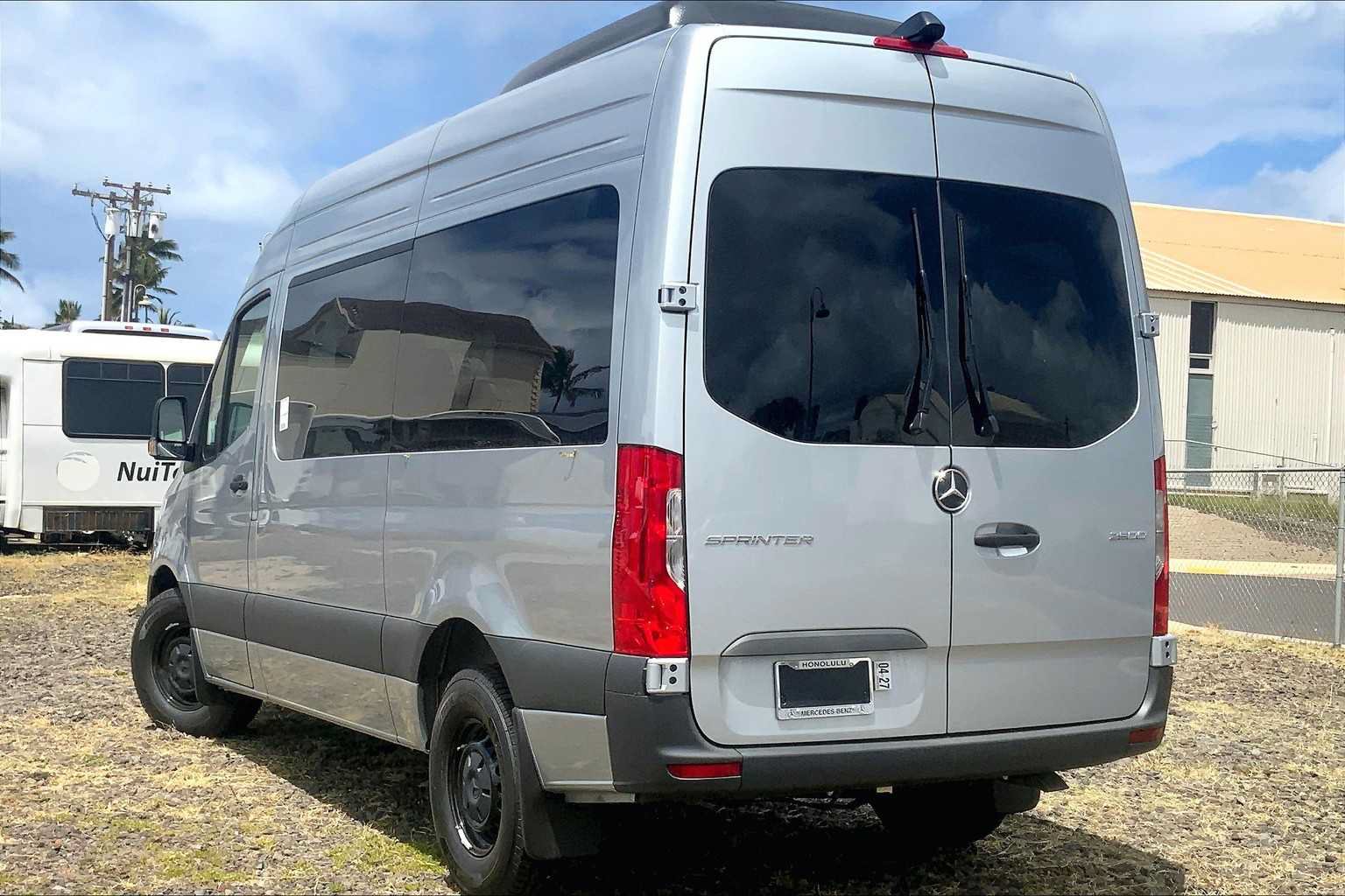 Used 2025 Mercedes-Benz Sprinter 2500 image 7