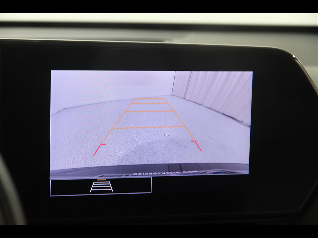 Used 2024 Chevrolet Trax LS w/ LS Convenience Package FWD image 13
