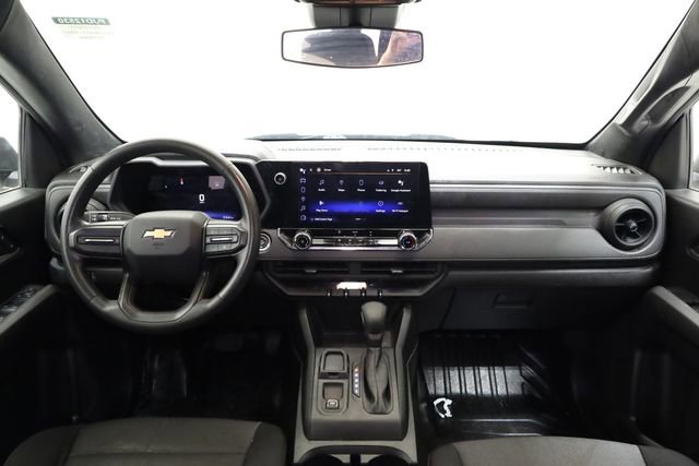 Used 2023 Chevrolet Colorado W/T image 16