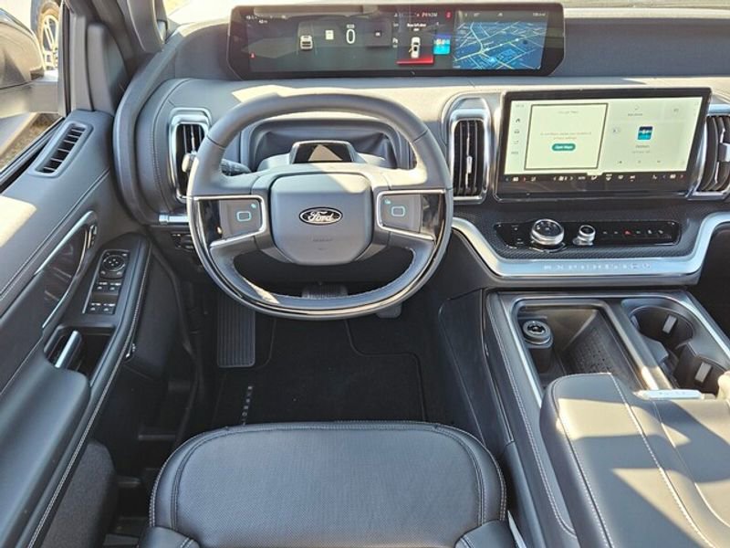 New 2025 Ford Expedition Platinum w/ Stealth Performance Package image 6