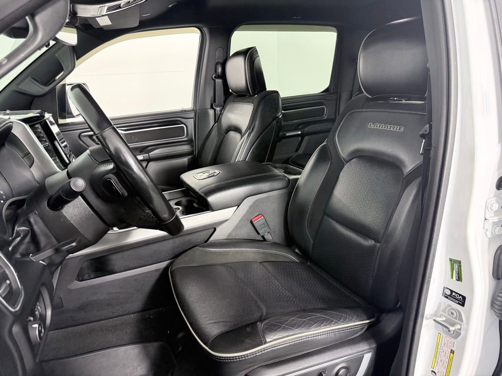 Used 2022 RAM 1500 Laramie w/ Sport Appearance Package image 11