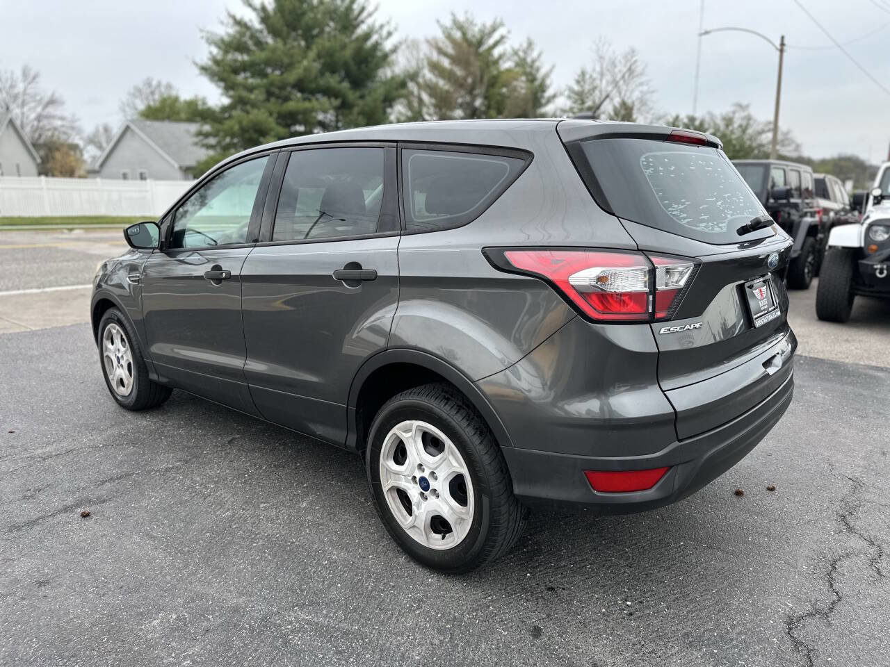 Used 2017 Ford Escape S FWD image 5