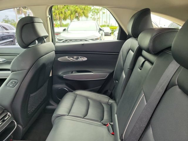 Used 2022 Genesis GV70 2.5T w/ Advanced Package AWD/4WD image 13