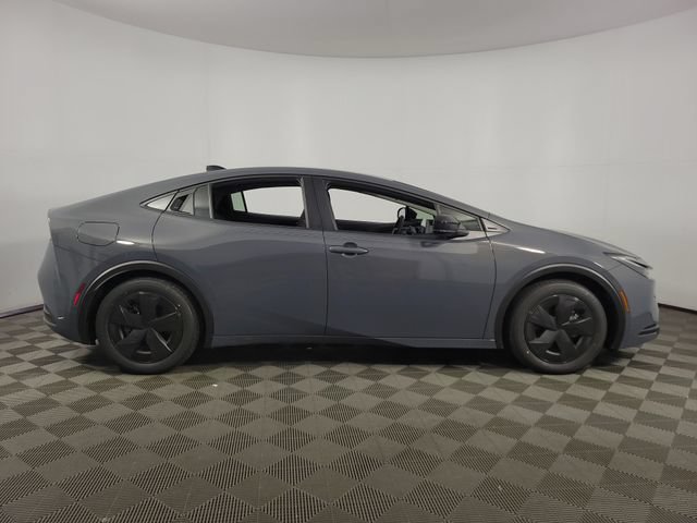 New 2026 Toyota Prius Plug-In Hybrid FWD image 8