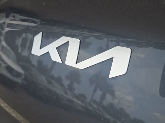 Used 2023 Kia Sportage EX FWD image 11