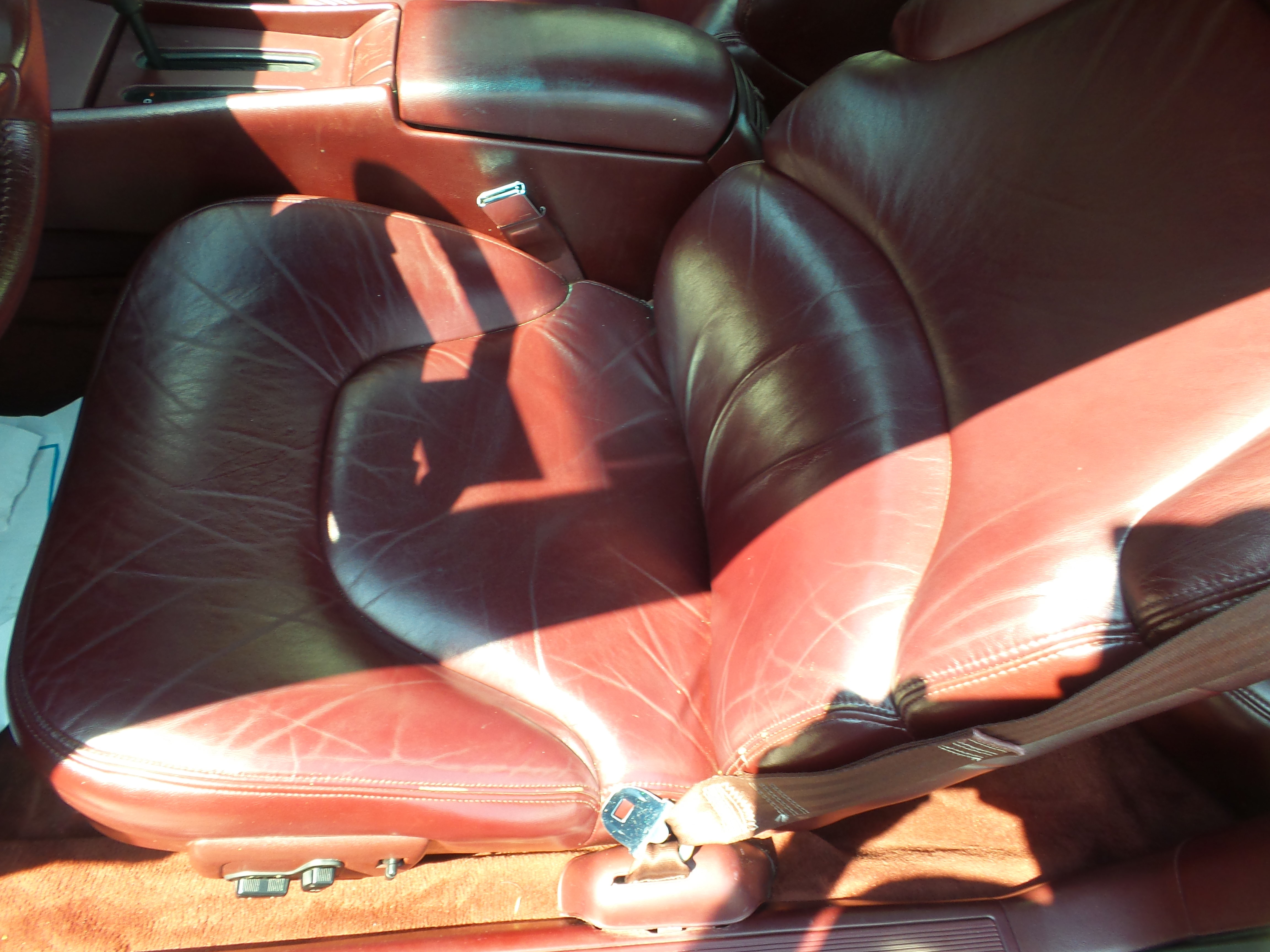 Used 1995 Buick Riviera Coupe FWD image 18