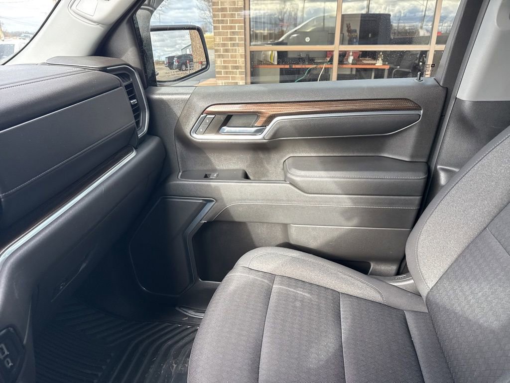 Used 2023 Chevrolet Silverado 1500 RST w/ Z71 Off-Road Package image 59