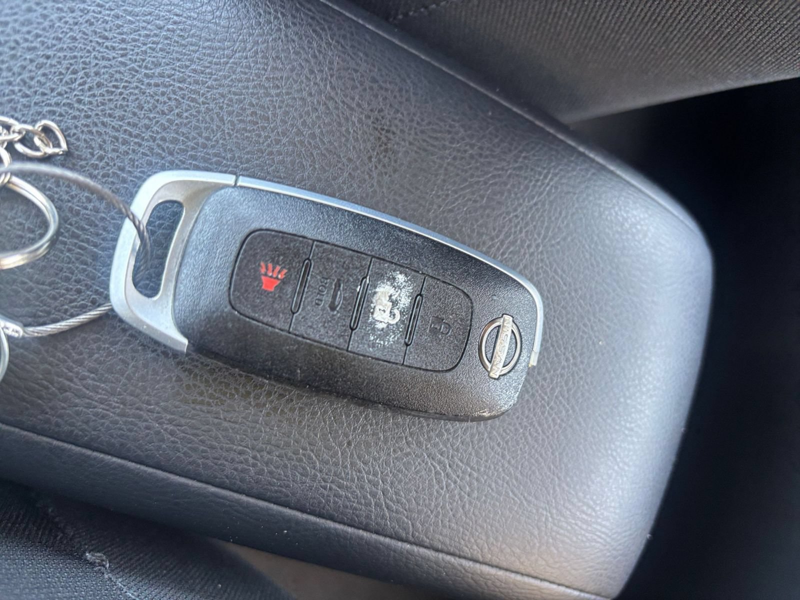 Used 2025 Nissan Versa SV FWD image 21