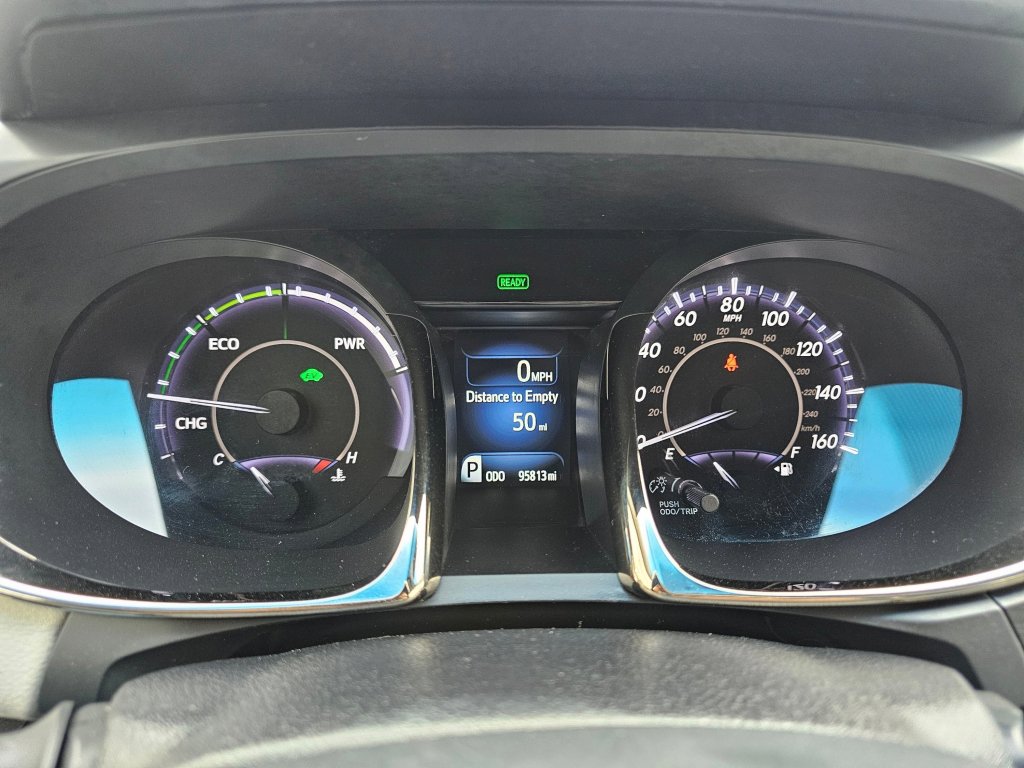 Used 2013 Toyota Avalon Limited FWD image 4