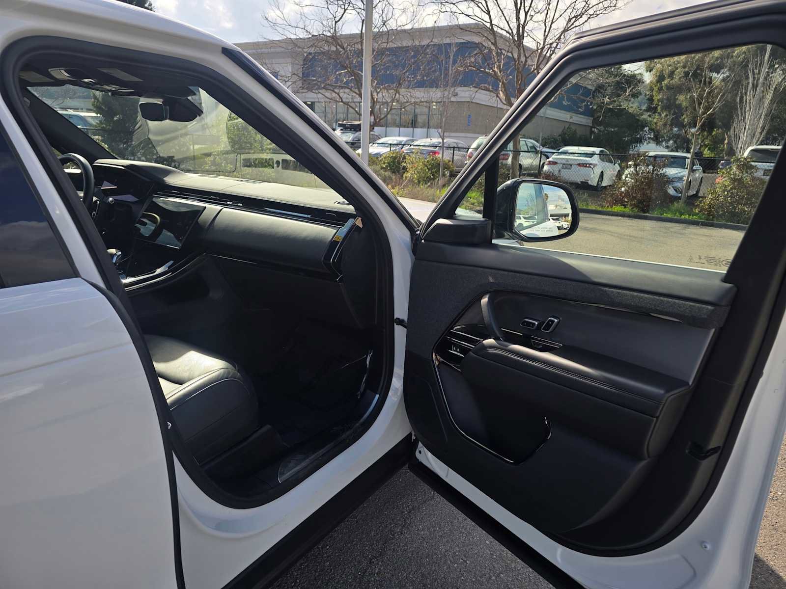 Used 2024 Land Rover Range Rover Sport Dynamic SE image 12