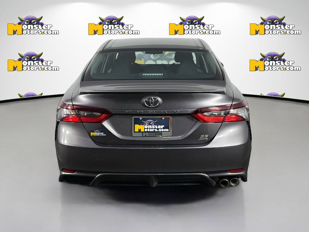 Used 2023 Toyota Camry SE image 6