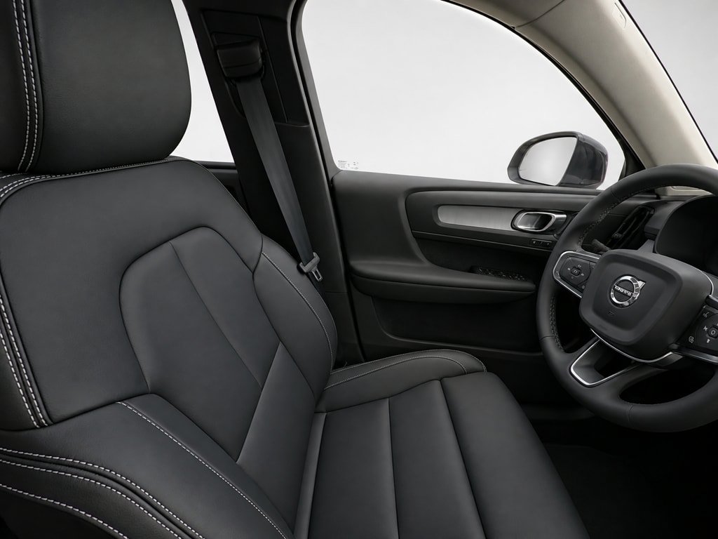 New 2026 Volvo XC40 B5 Ultra w/ Protection Package Premier AWD/4WD image 11